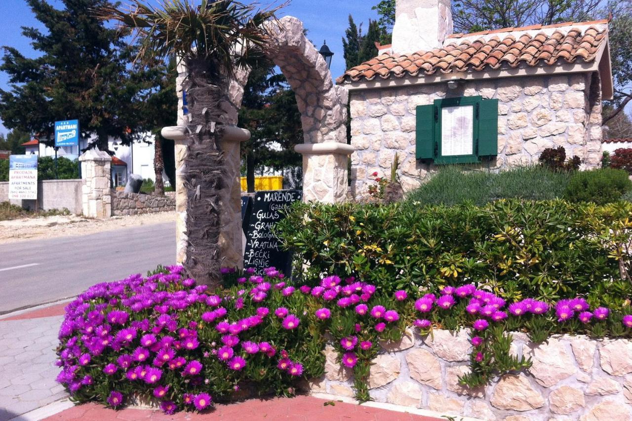 Apartments With A Parking Space Vrsi - Mulo, Zadar - 3276 Esterno foto